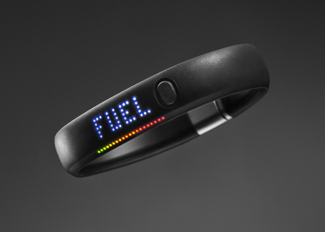 Nike+ Fuelband: Armband misst Bewegung und Aktivität «